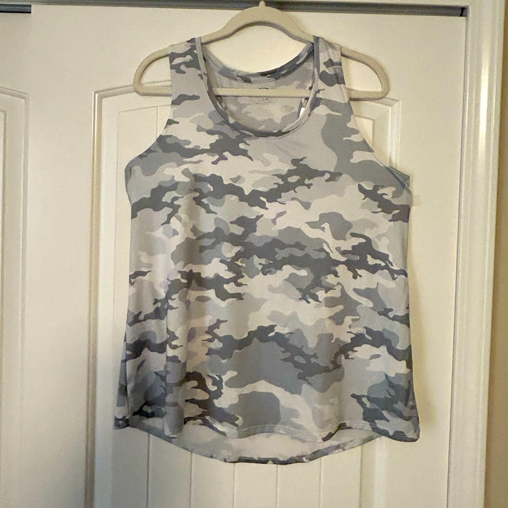 Workout tank top